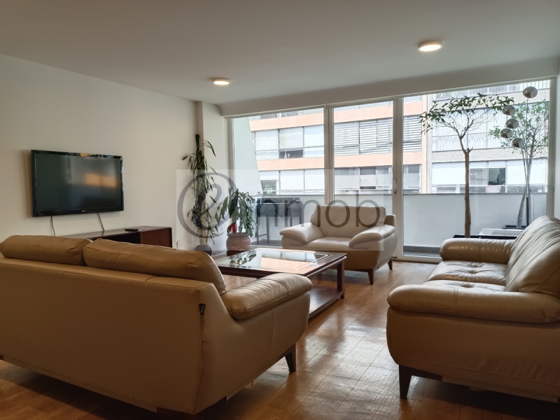 Renta Departamento Amueblado En Polanco, 2 Recámaras Con Balcón