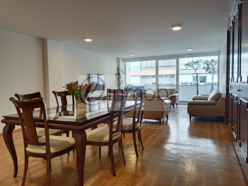 Renta Departamento Amueblado En Polanco, 2 Recámaras Con Balcón