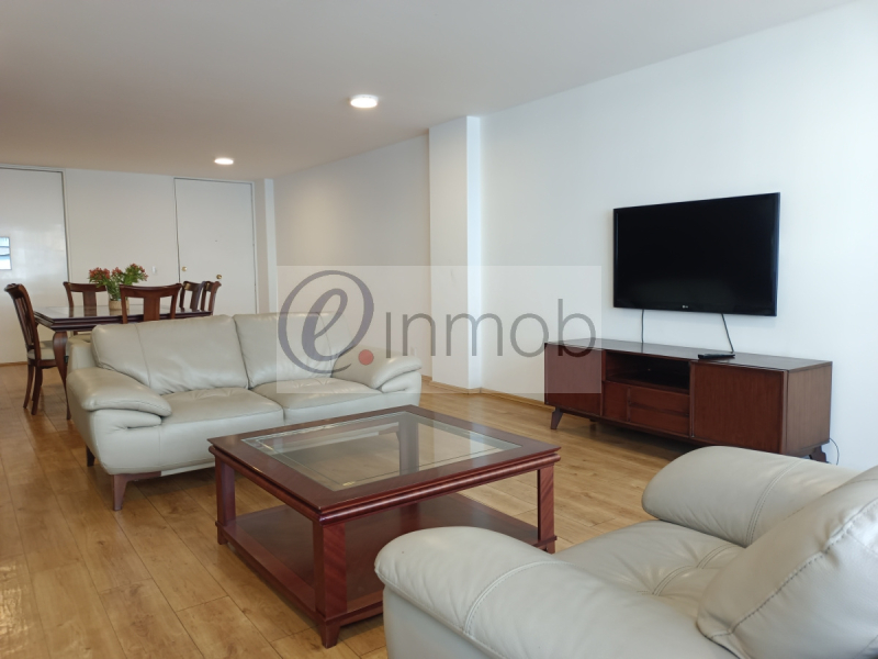 Renta Departamento Amueblado En Polanco, 2 Recámaras Con Balcón