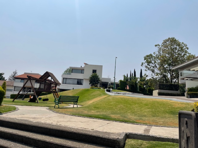 VENTA CASA EN CONDOMINIO,  LAURELES-BOSQUES DE LAS LOMAS