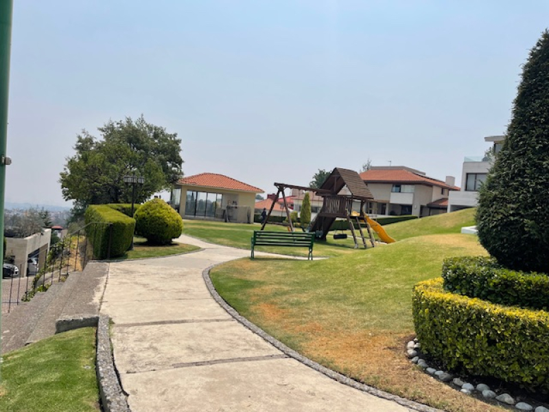 VENTA CASA EN CONDOMINIO,  LAURELES-BOSQUES DE LAS LOMAS