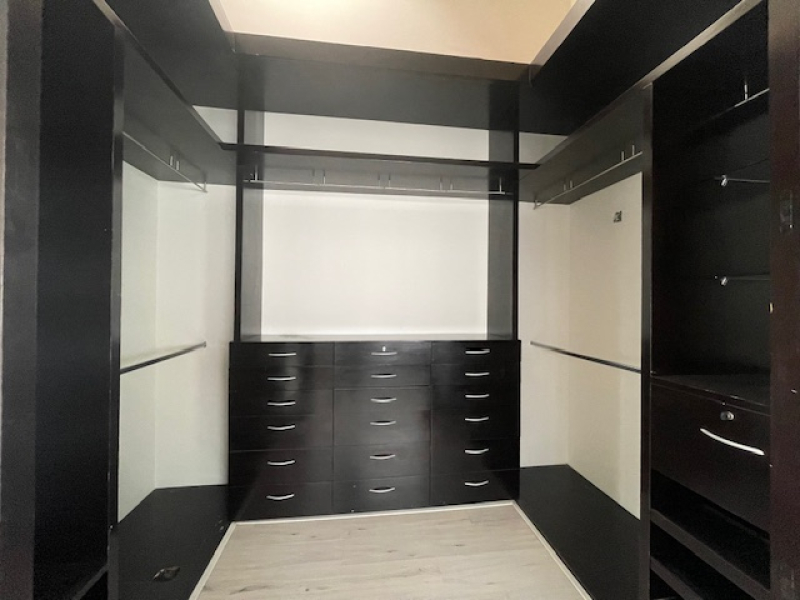 VENTA CASA EN CONDOMINIO,  LAURELES-BOSQUES DE LAS LOMAS