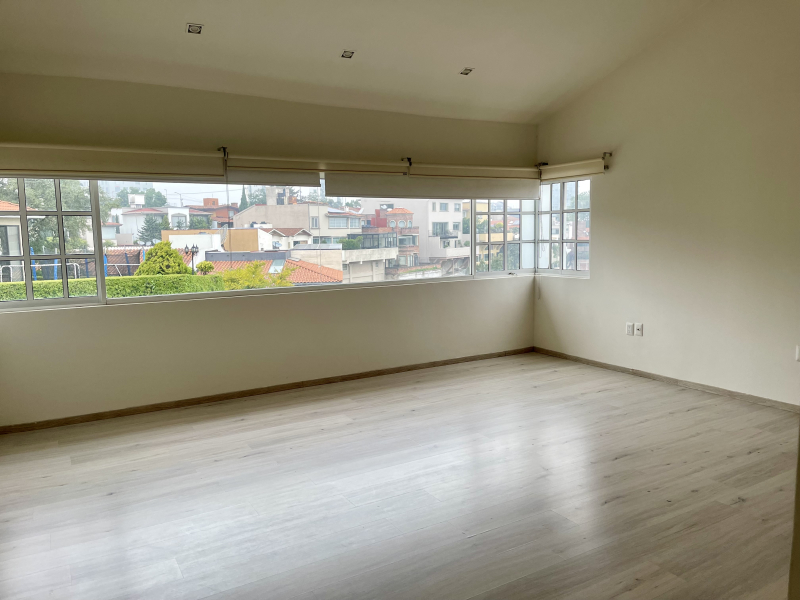 VENTA CASA EN CONDOMINIO,  LAURELES-BOSQUES DE LAS LOMAS