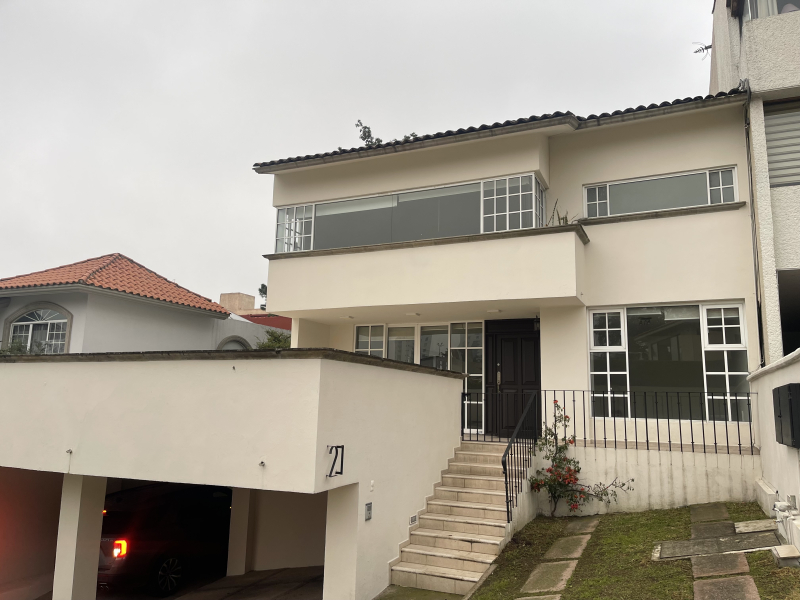 VENTA CASA EN CONDOMINIO,  LAURELES-BOSQUES DE LAS LOMAS