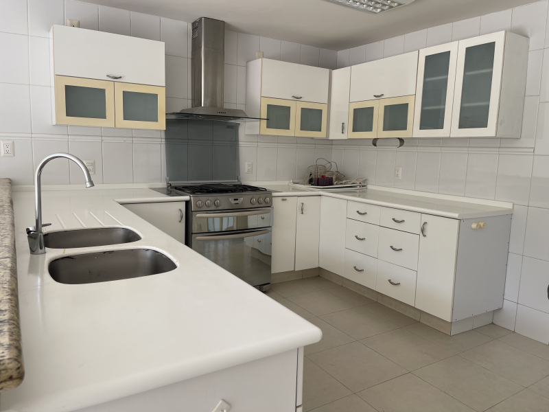 VENTA CASA EN CONDOMINIO,  LAURELES-BOSQUES DE LAS LOMAS
