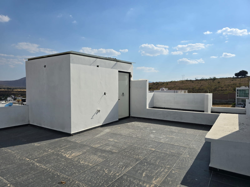 Casa En Venta En Senderos De Monte Verde 