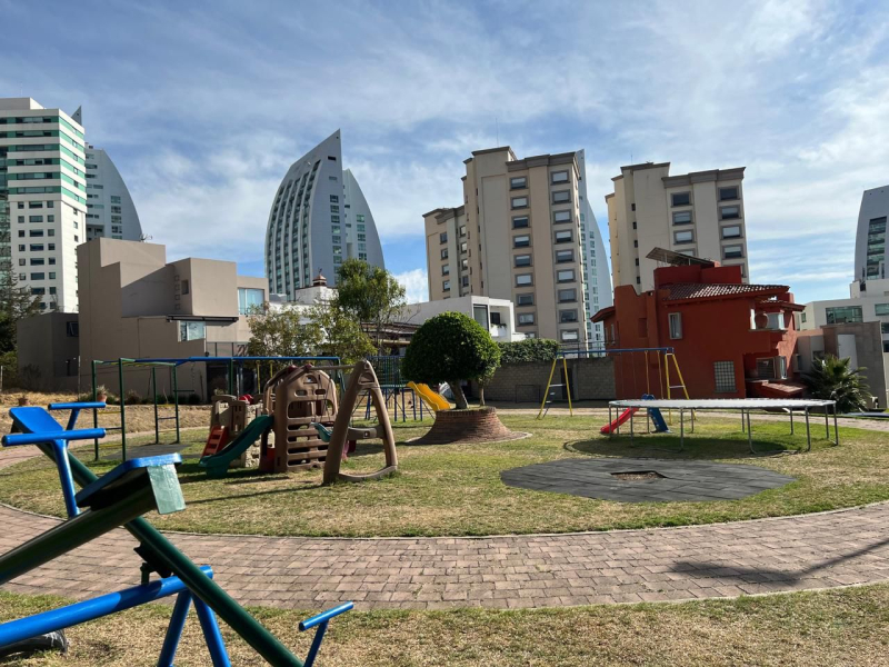 RENTA CASA EN PRIVADA - CAMPO BRAVO-HACIENDA DE LAS PALMAS INTERLOMAS 