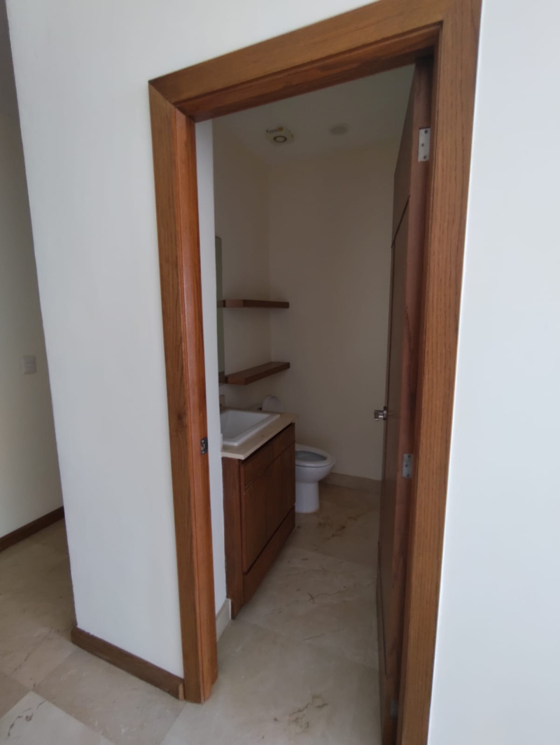 Se Vende Departamento En Lomas Altas