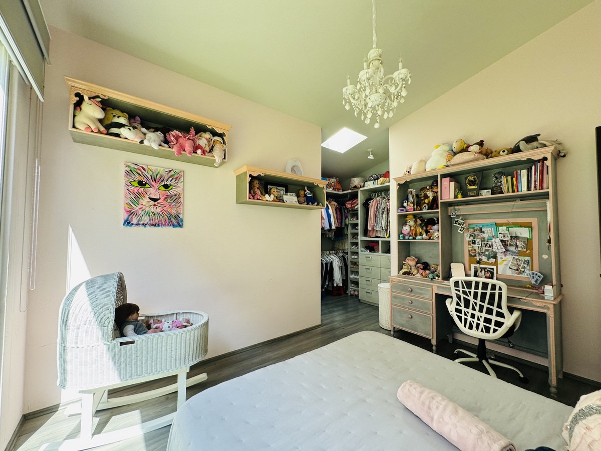 Excelente casa en condominio con 4 recámaras