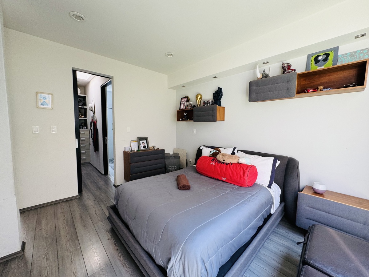 Excelente casa en condominio con 4 recámaras