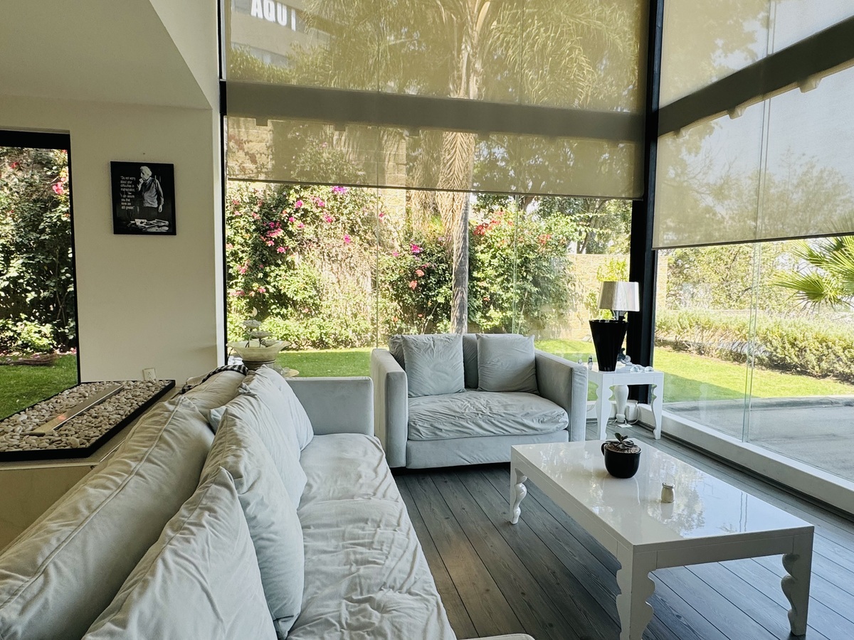 Excelente casa en condominio con 4 recámaras