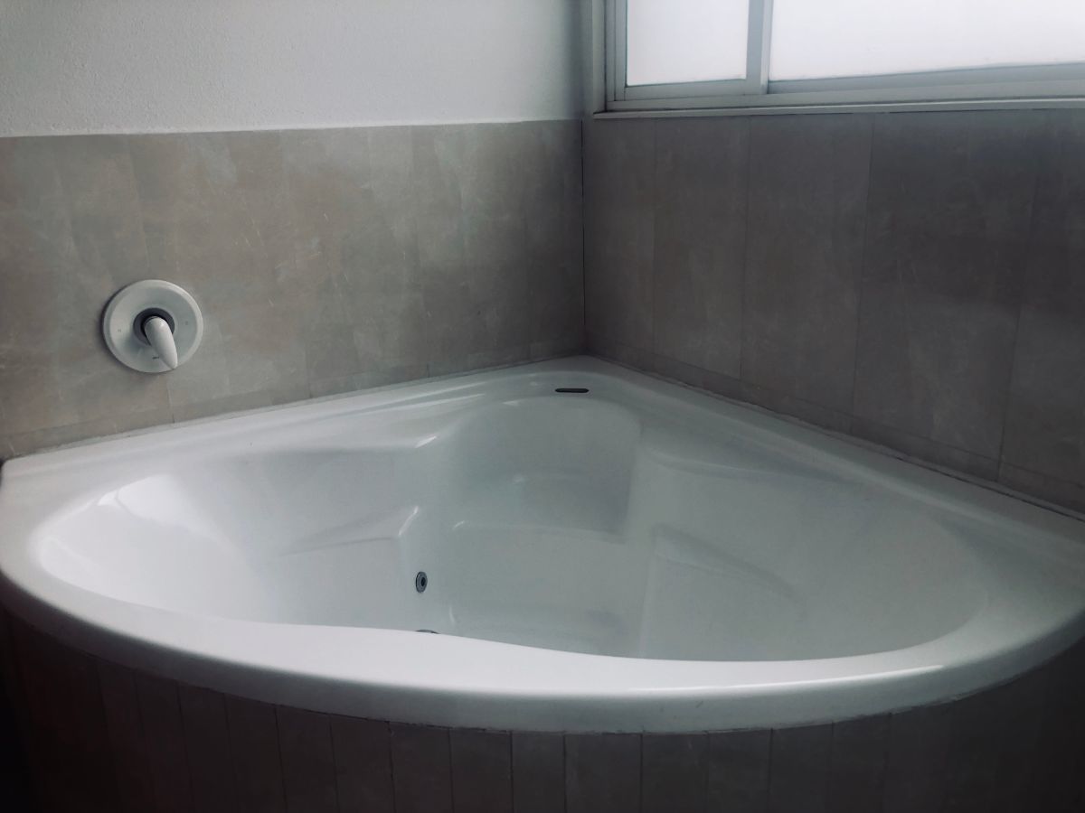 se vende departamento de 3 recamaras en la enramada