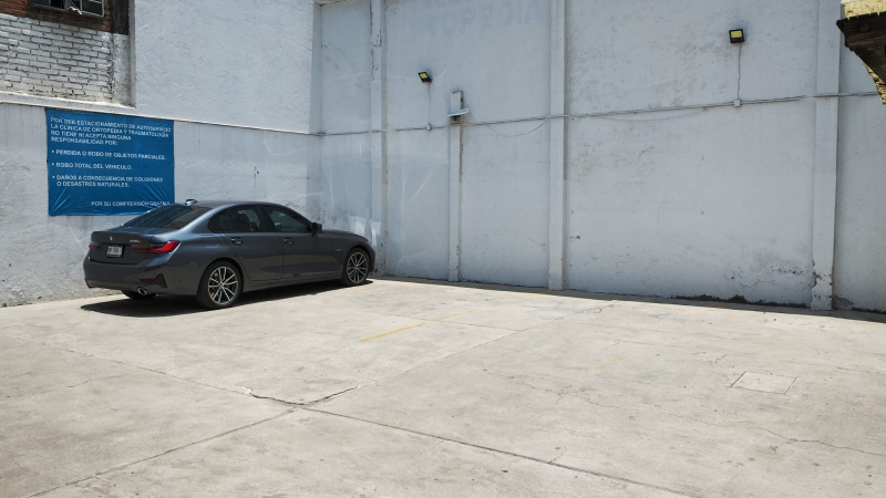 SE VENDE CASA CON USO DE SUELO COMERCIAL COLONIA AGRICULTURA TACUBA MIGUEL HIDALGO.