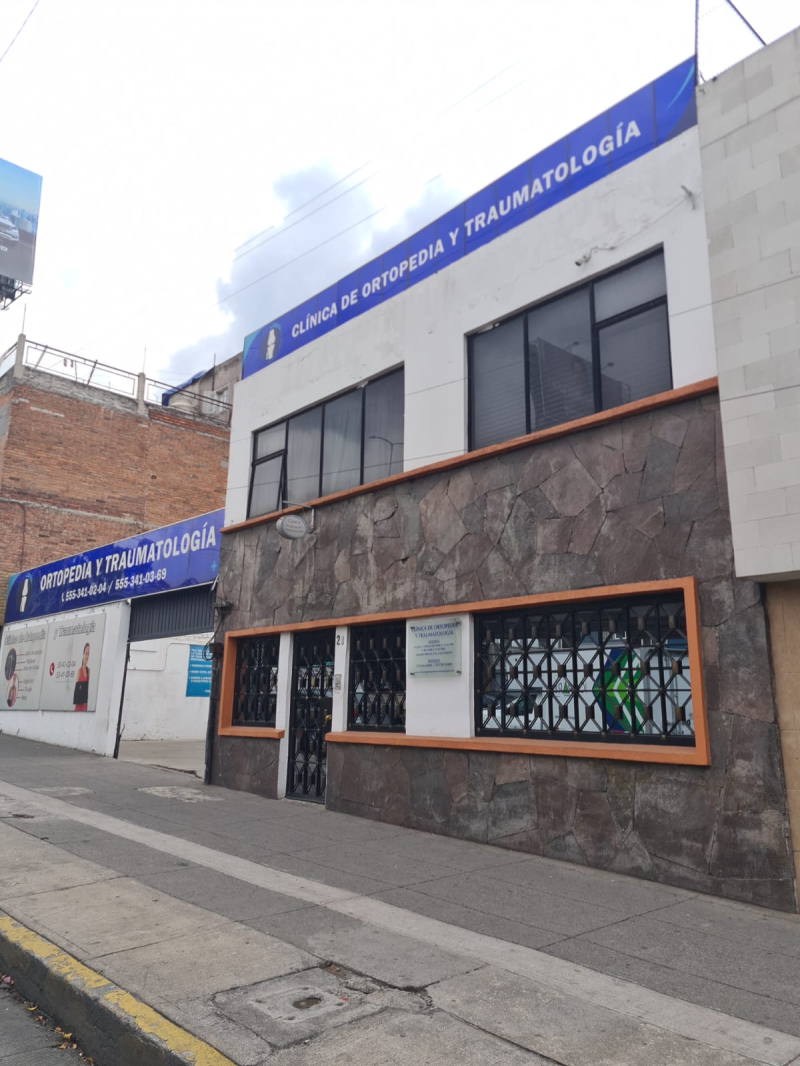 SE VENDE CASA CON USO DE SUELO COMERCIAL COLONIA AGRICULTURA TACUBA MIGUEL HIDALGO.