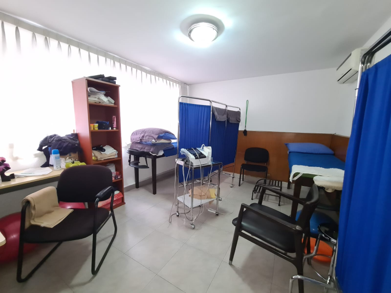SE VENDE CASA CON USO DE SUELO COMERCIAL COLONIA AGRICULTURA TACUBA MIGUEL HIDALGO.