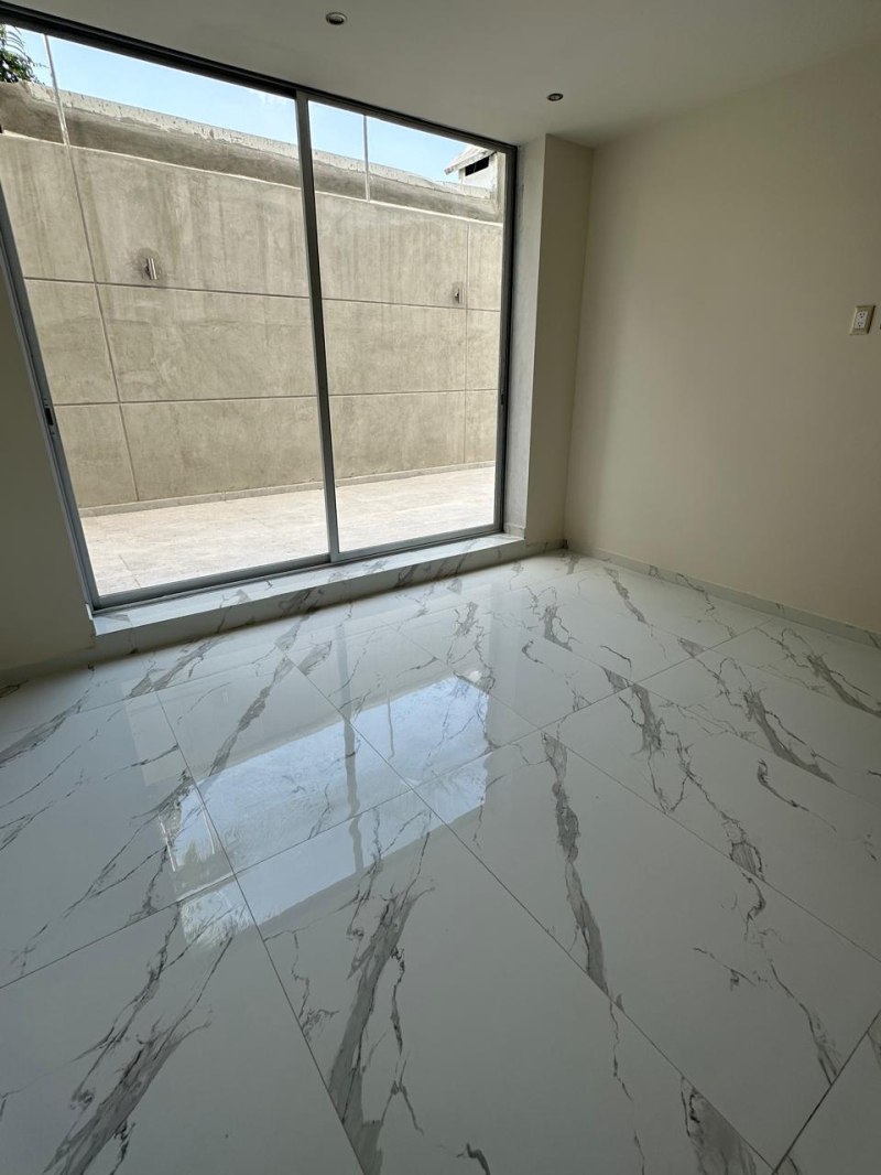 Se Vende Departamento En Jardines Universidad