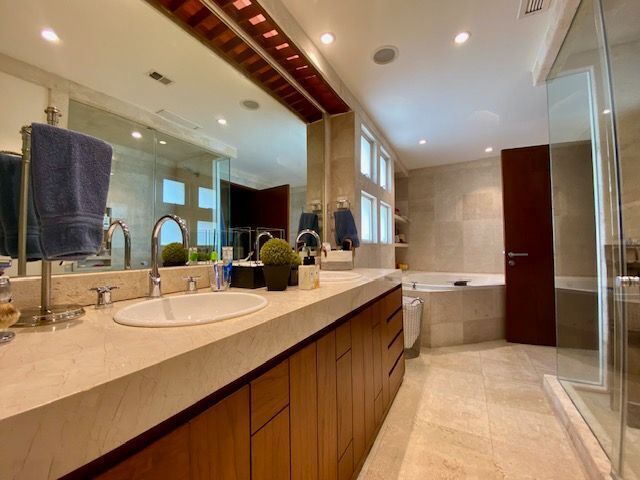magnifico departamento en venta. frondoso. lomas country club.