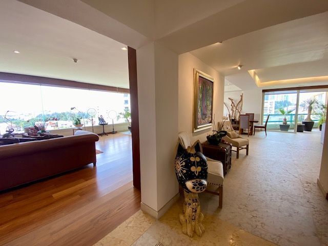 magnifico departamento en venta. frondoso. lomas country club.