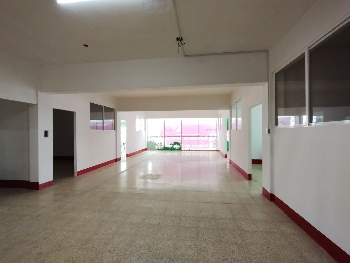 se vende edificio comercial y de oficinas en tacuba