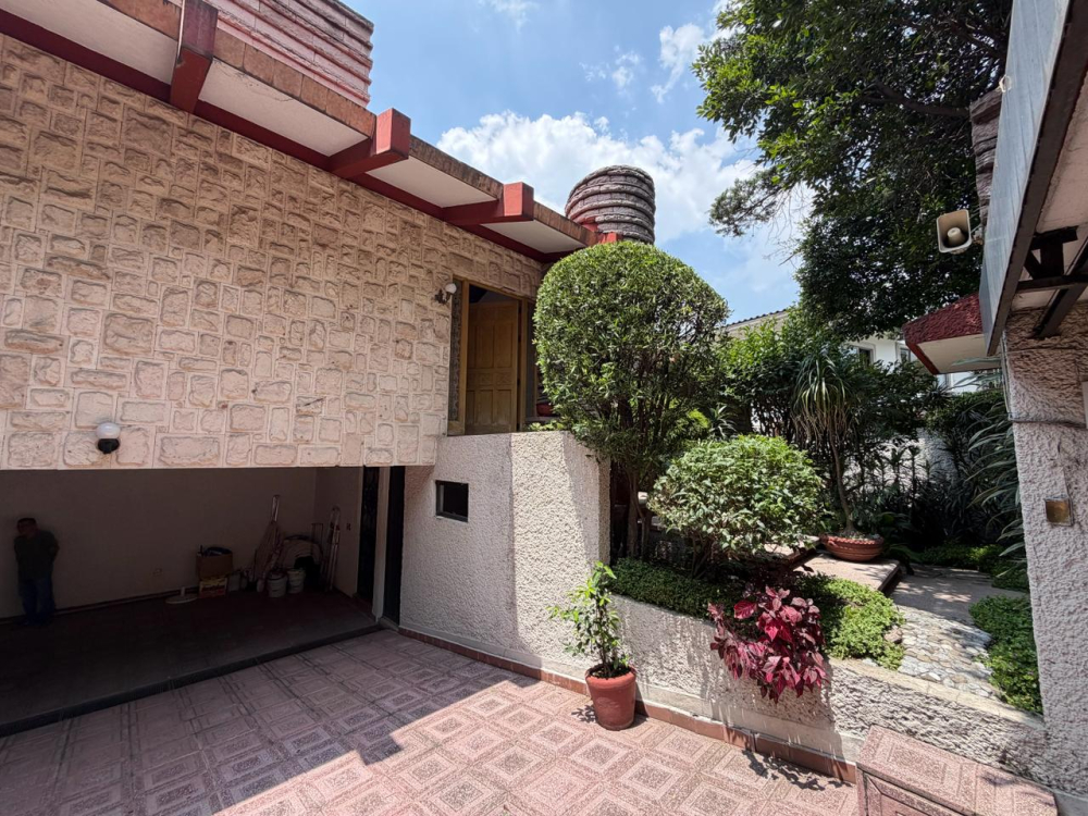 Casa en Venta en Bosques de las Lomas