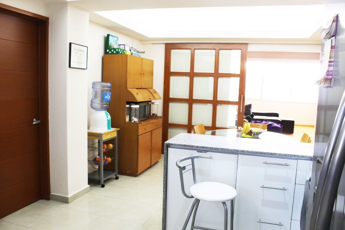 departamento en venta en lomas country