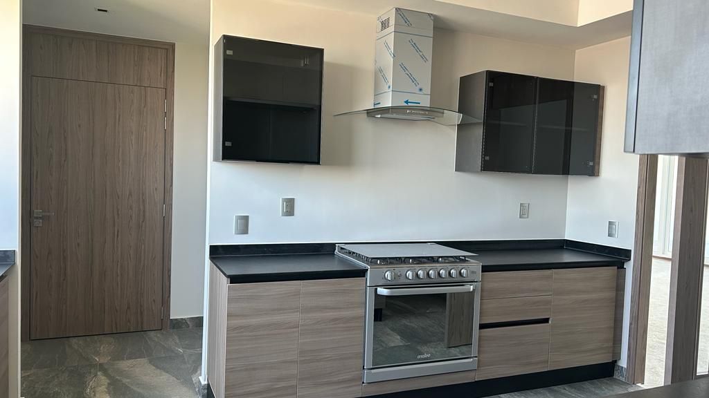 se vende departamento en bosque real 3 recamaras