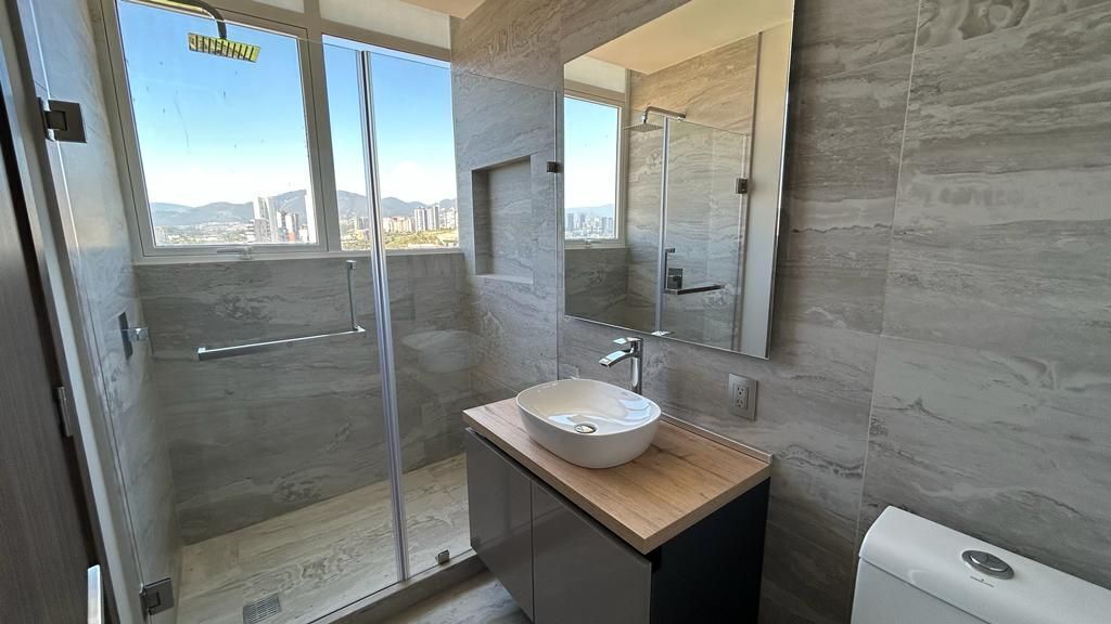 se vende departamento en bosque real 3 recamaras