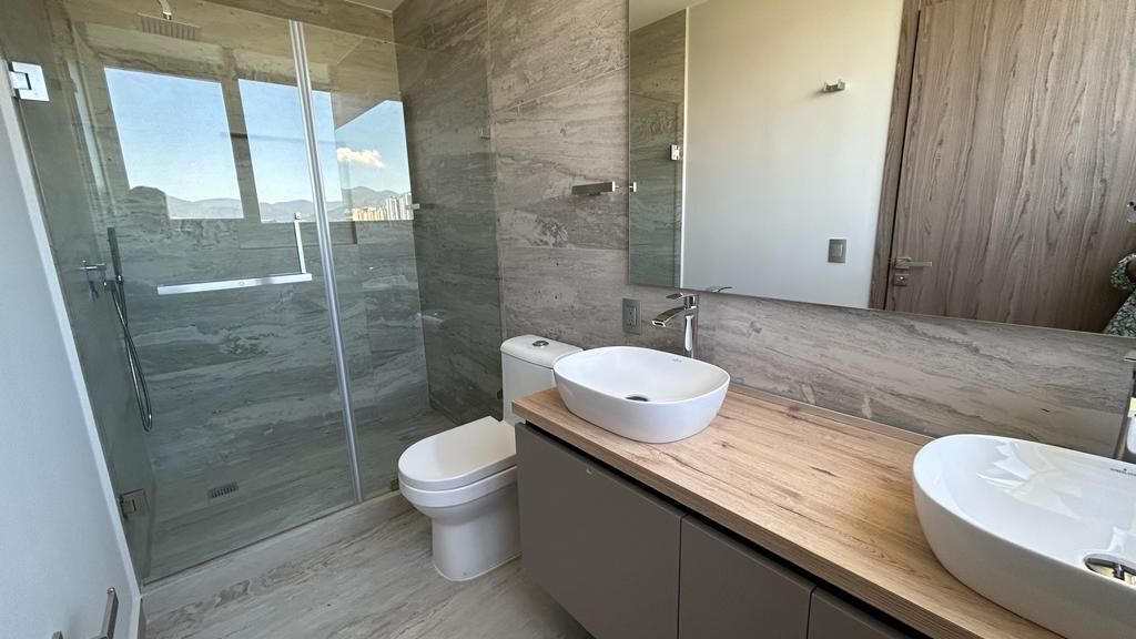 se vende departamento en bosque real 3 recamaras