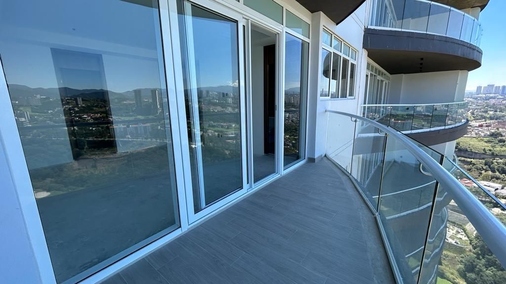 se vende departamento en bosque real 3 recamaras
