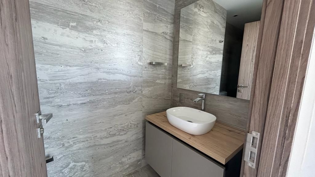 se vende departamento en bosque real 3 recamaras