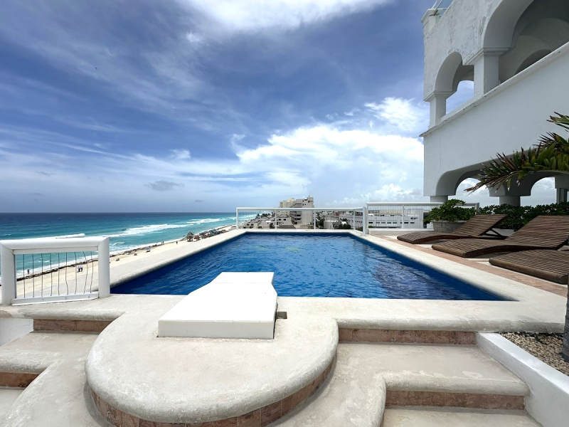 departamento en venta en cancún en “residencial del mar” con alberca privada: