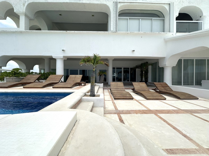 departamento en venta en cancún en “residencial del mar” con alberca privada:
