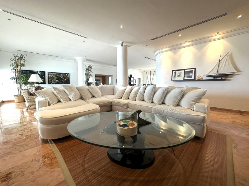 departamento en venta en cancún en “residencial del mar” con alberca privada: