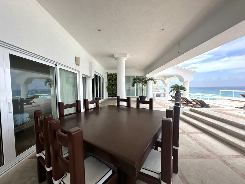 departamento en venta en cancún en “residencial del mar” con alberca privada: