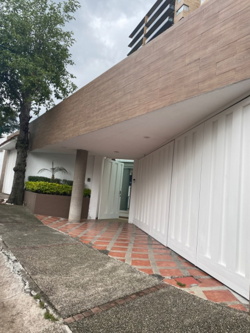 Suite Amueblada En Renta En Lomas Country Club