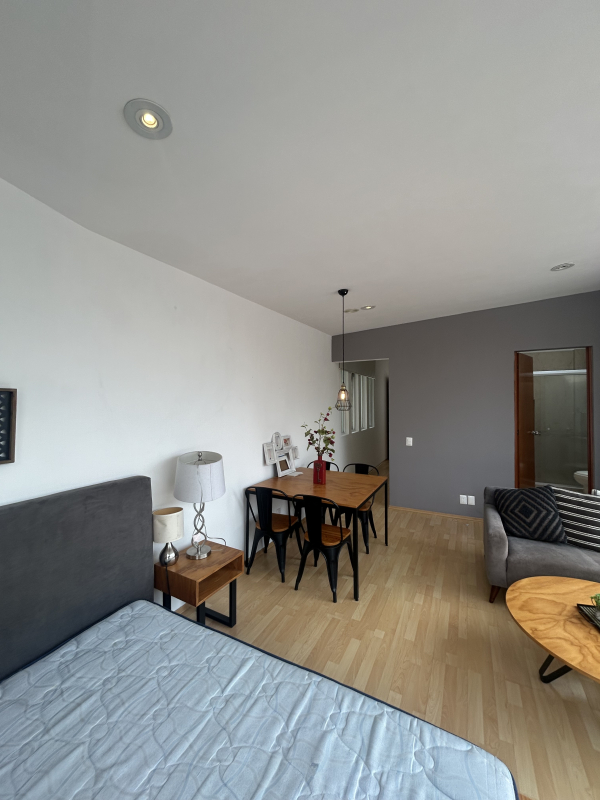 Suite Amueblada En Renta En Lomas Country Club