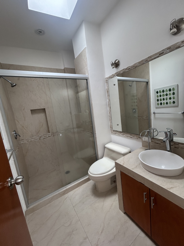 Suite Amueblada En Renta En Lomas Country Club