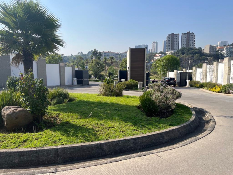 Terreno En Venta En Real De Amapolas, En Bosque Real 