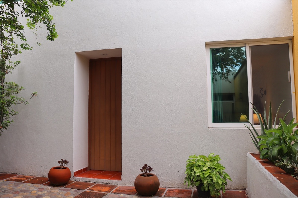 Bonita casa en renta en condominio