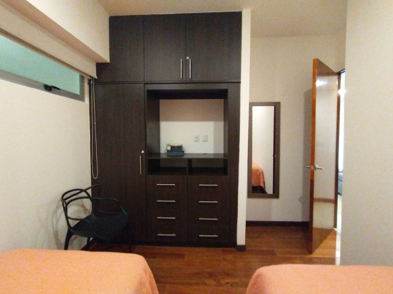 Renta Departamento Amueblado En Grand Tower Del Valle, 4 Piso