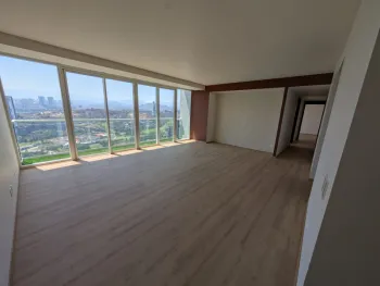 Departamento  en Venta Bosque Real.