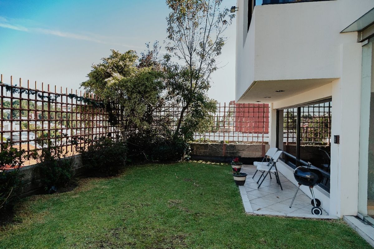 CASA VENTA PARQUES DE LA HERRADURA CON VIGILANCIA