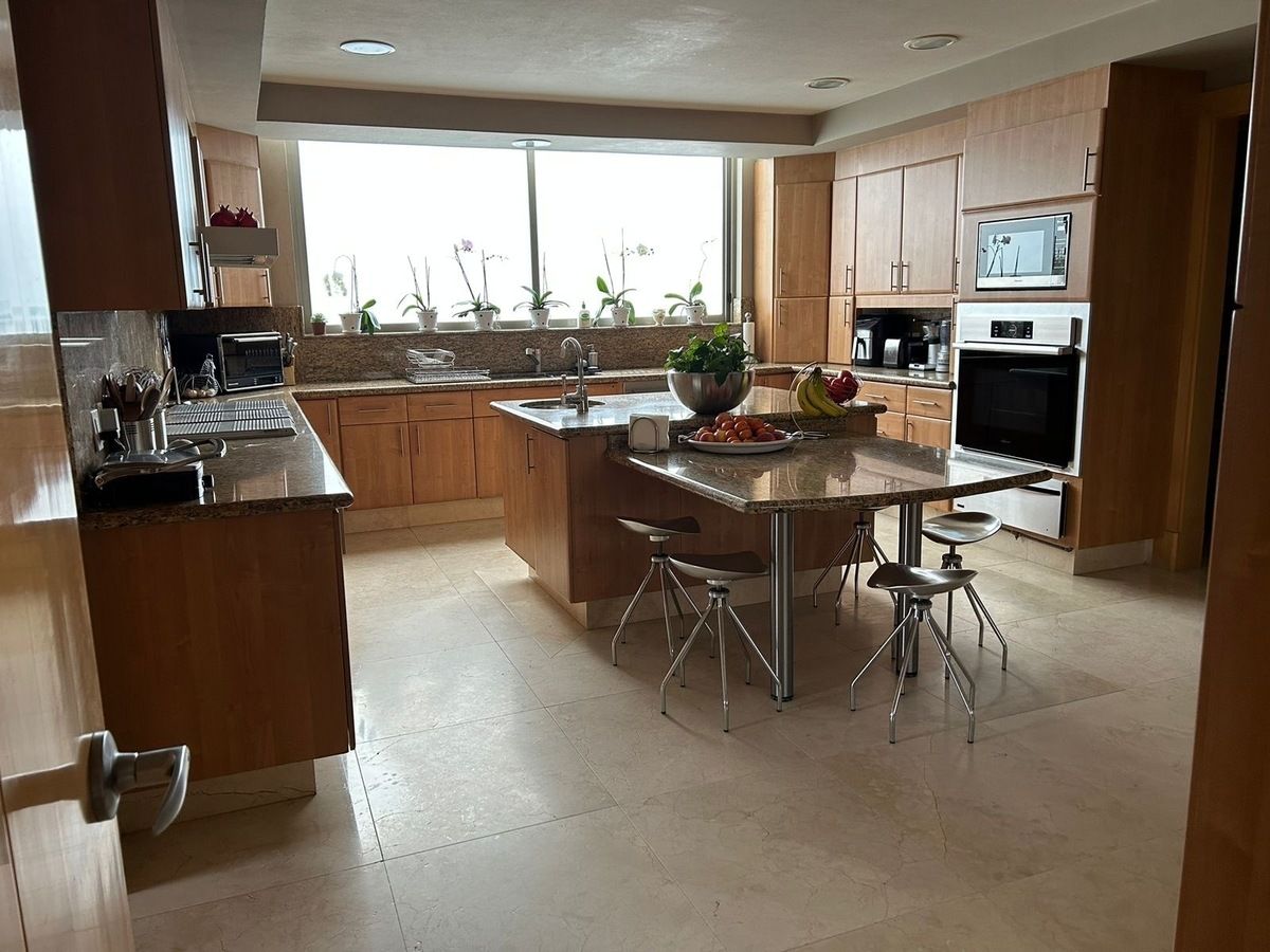 espectacular departamento en venta en bosques de santa fe