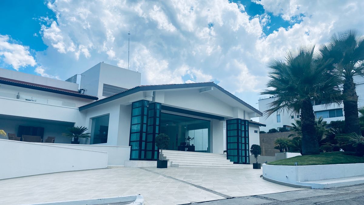 departamento renta lomas country