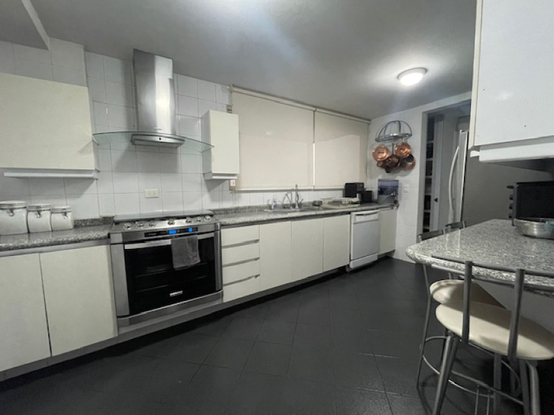 VENTA CASA EN PRIVADA - LOMAX - CARLOS ECHANOVE - VISTAHERMOSA 