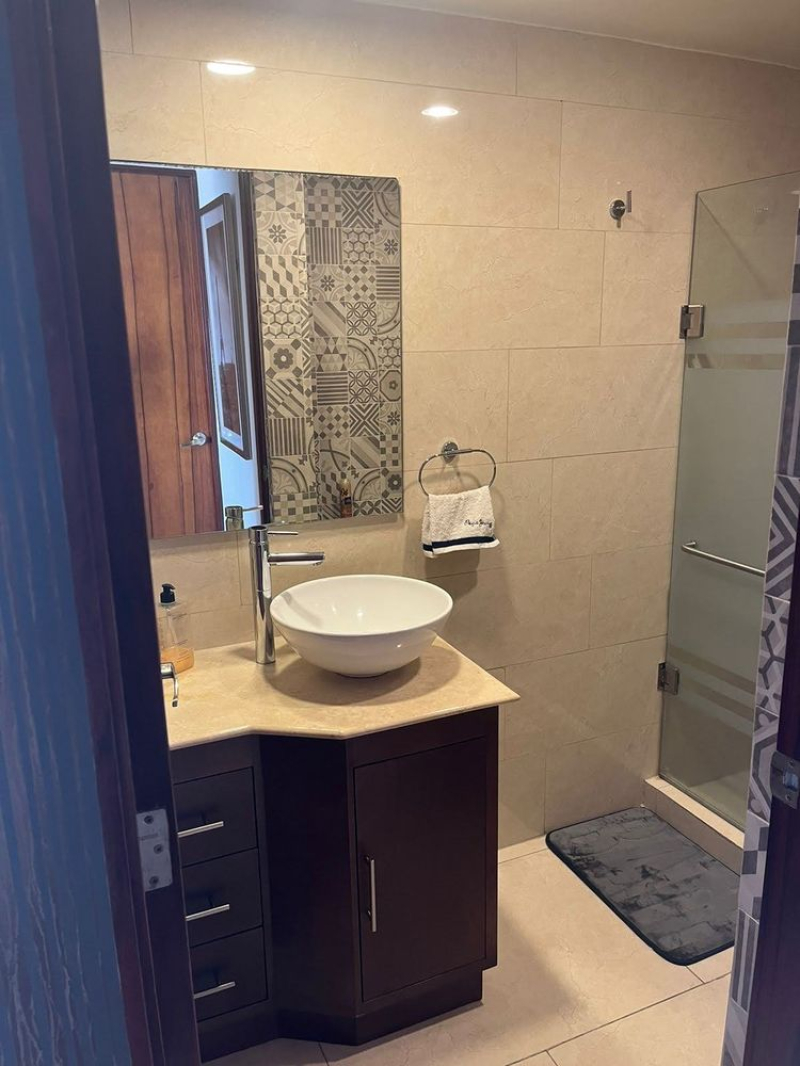 Venta Departamento En Grand Tower Del Valle, Piso 12 Vista Volcanes, 3 Recamaras