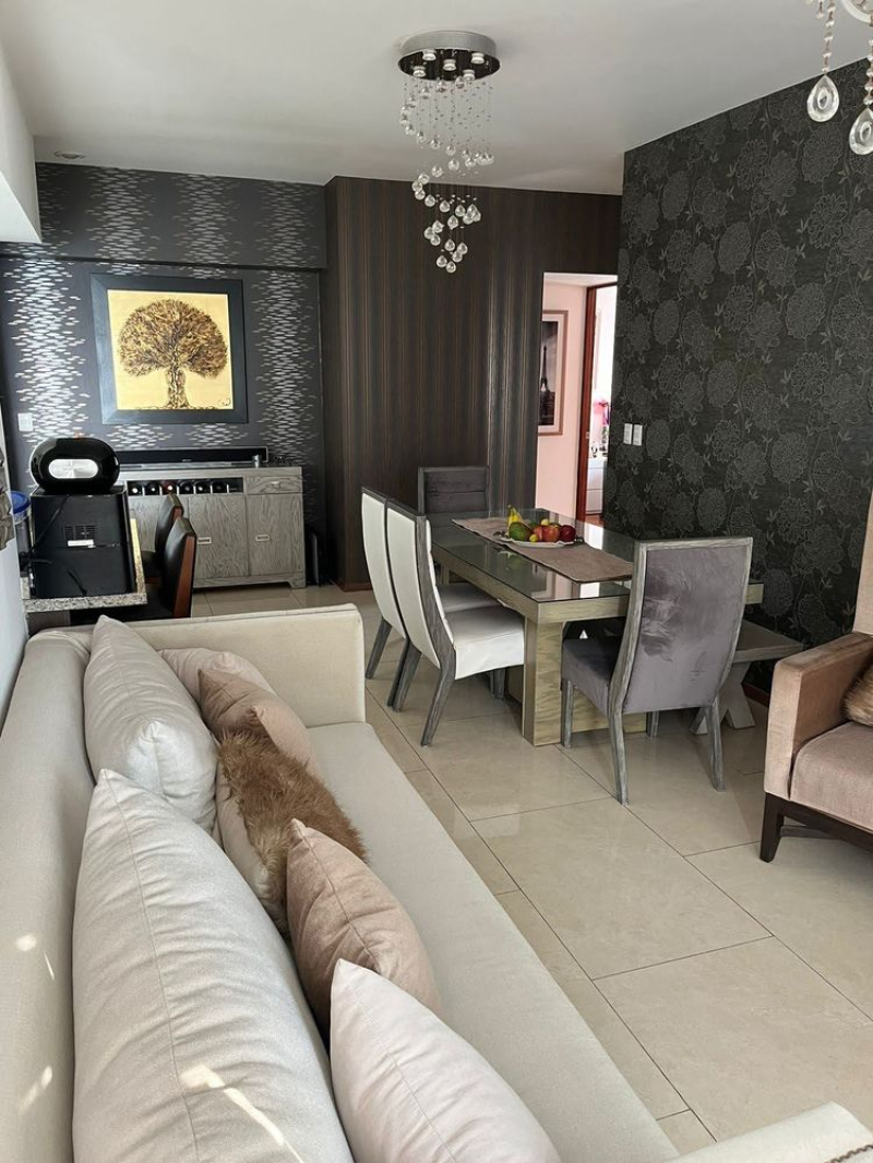 Venta Departamento En Grand Tower Del Valle, Piso 12 Vista Volcanes, 3 Recamaras