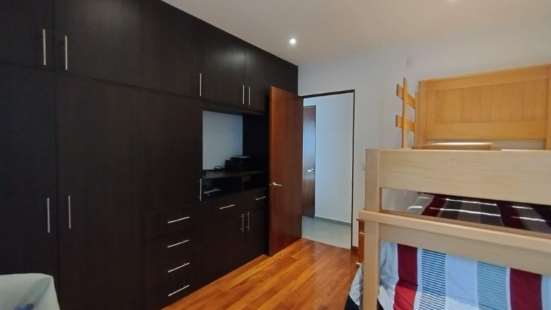Venta Departamento En Grand Tower Del Valle, Piso 11 Vista Volcanes, 2 Recamaras