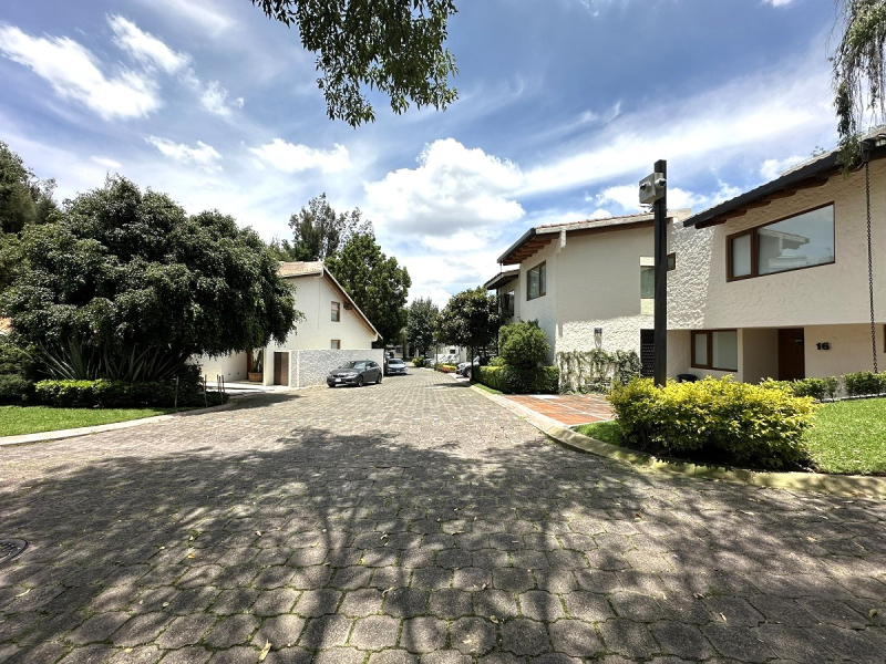 Casa en condominio en venta en �??MADEIRA 2�?�, San José de los Cedros