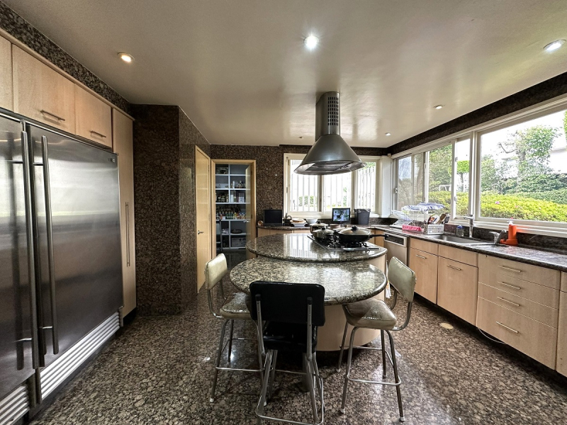 Casa en venta en Bosques de las Lomas